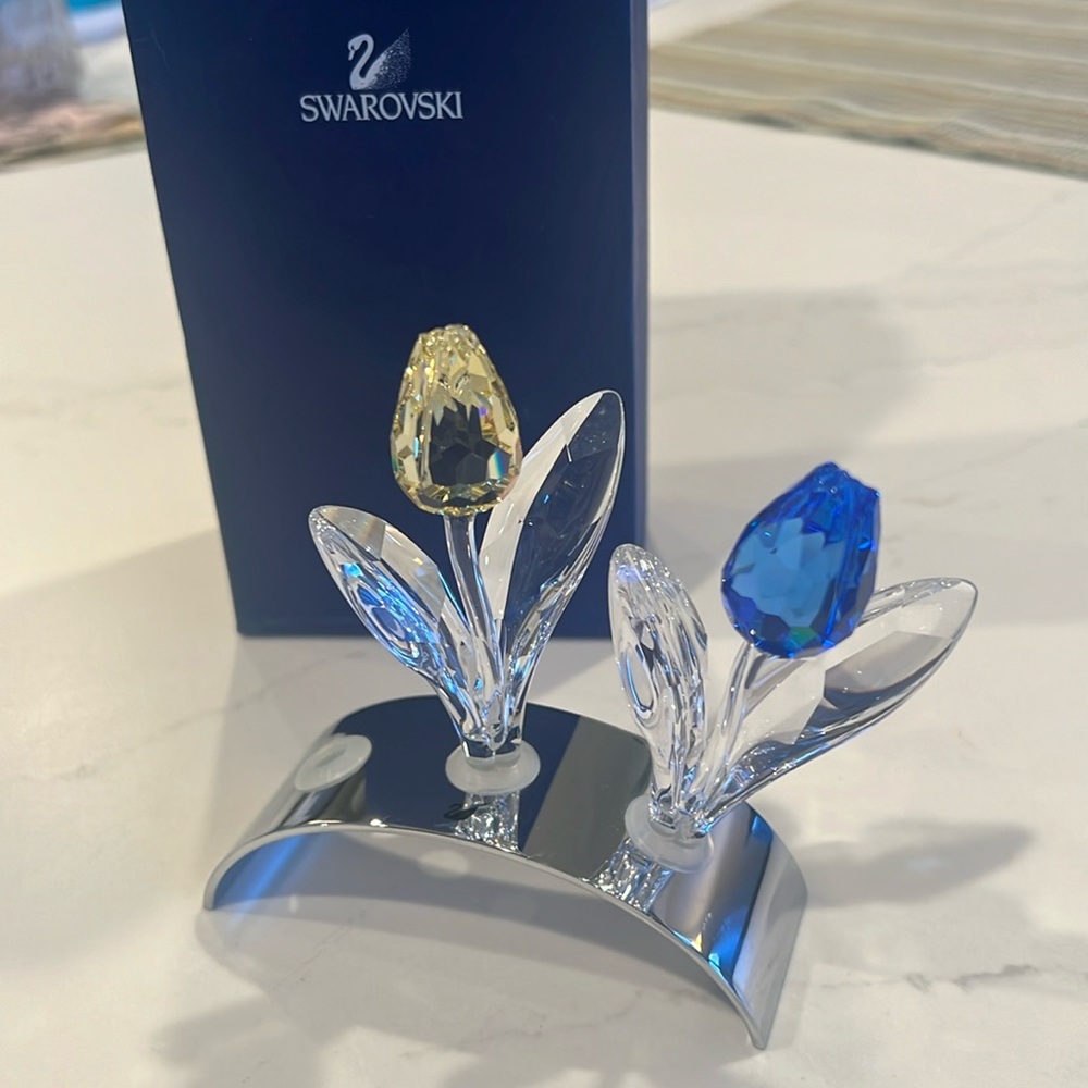 Two Swarovski crystal tulips 🌷🌷💞